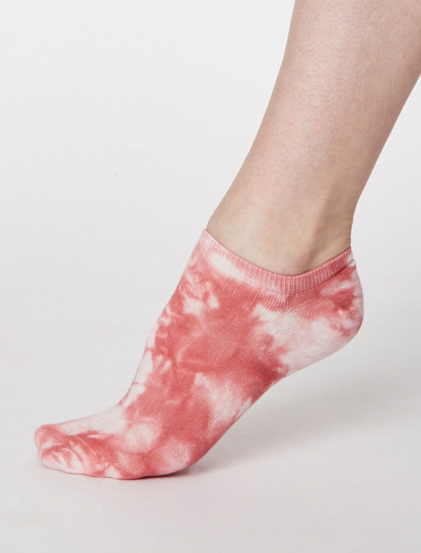 Thought Pink Tie Dye Trainer Sneaker Socken