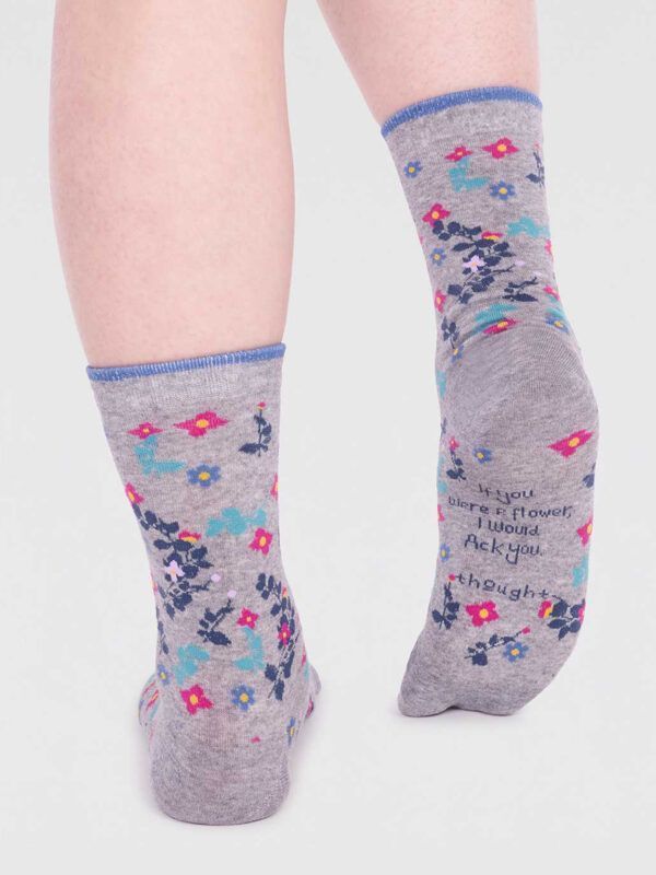 Thought Viola Floral Socken Geschenkbeutel
