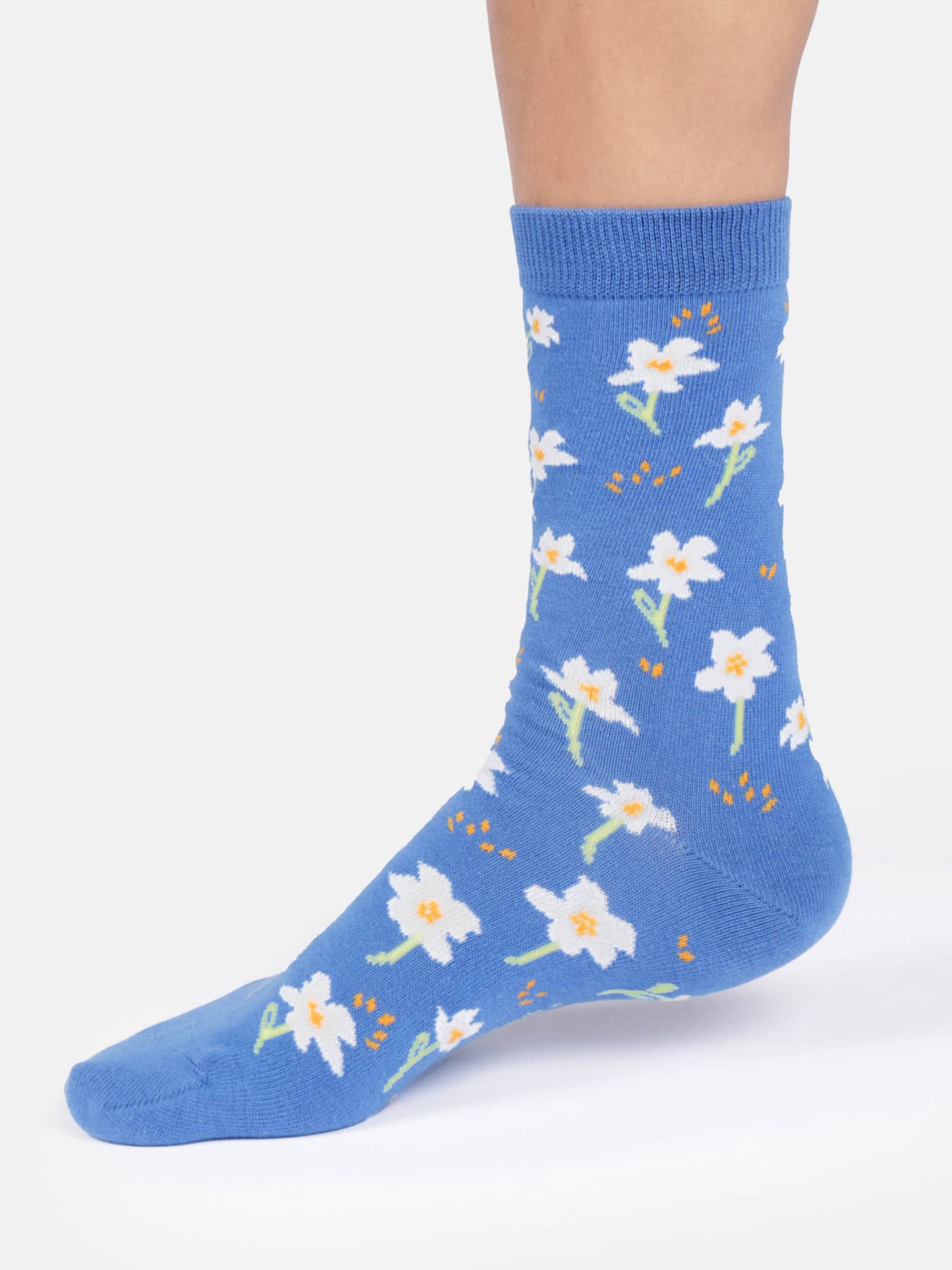 Thought Cosmos Floral Socken Blumenmuster seitlich mit French-Blue und Blumenmuster