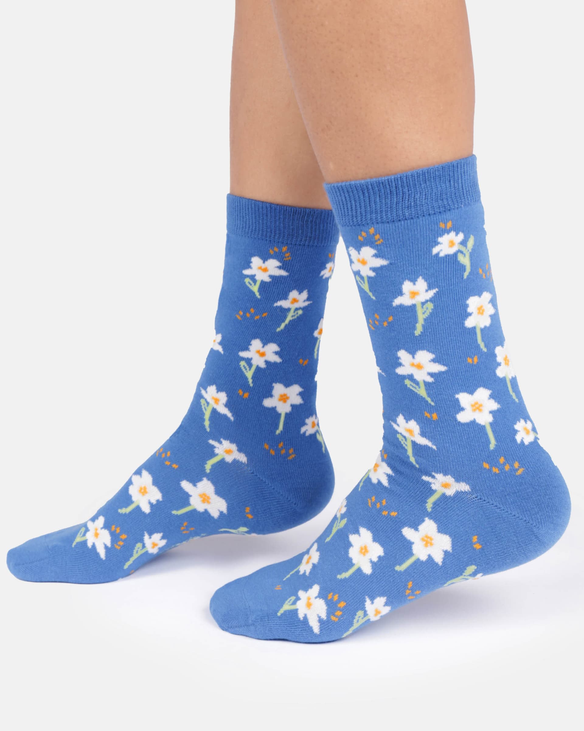 Thought Cosmos Floral Socken Blumenmuster beide Beine seitlich liegend
