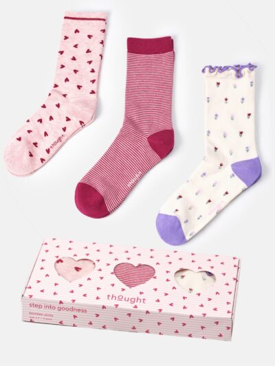 Thought Socken Ditsy Heart Stripe in Geschenkbox mit drei Paar nachhaltigen Socken